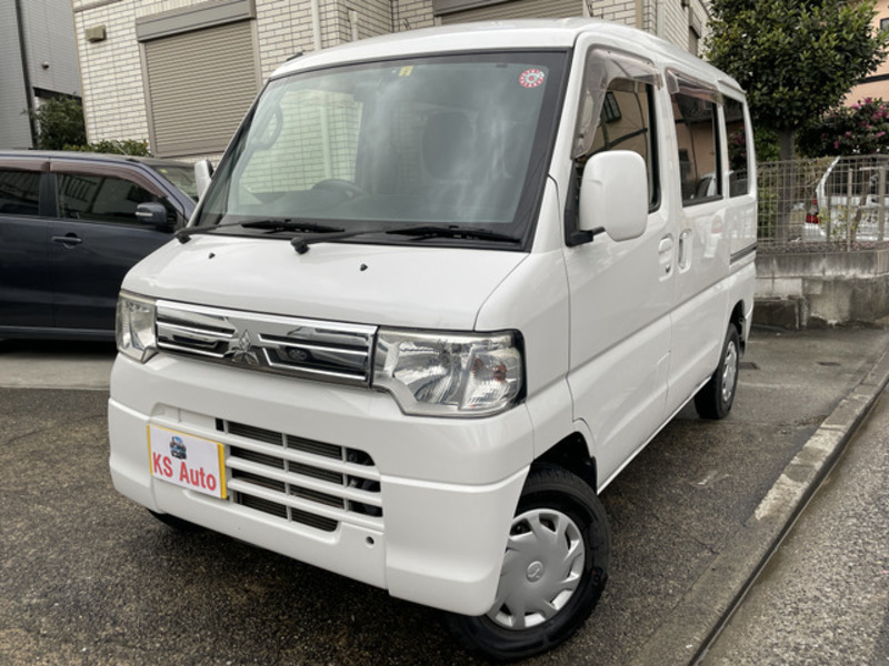 MITSUBISHI MINICAB VAN