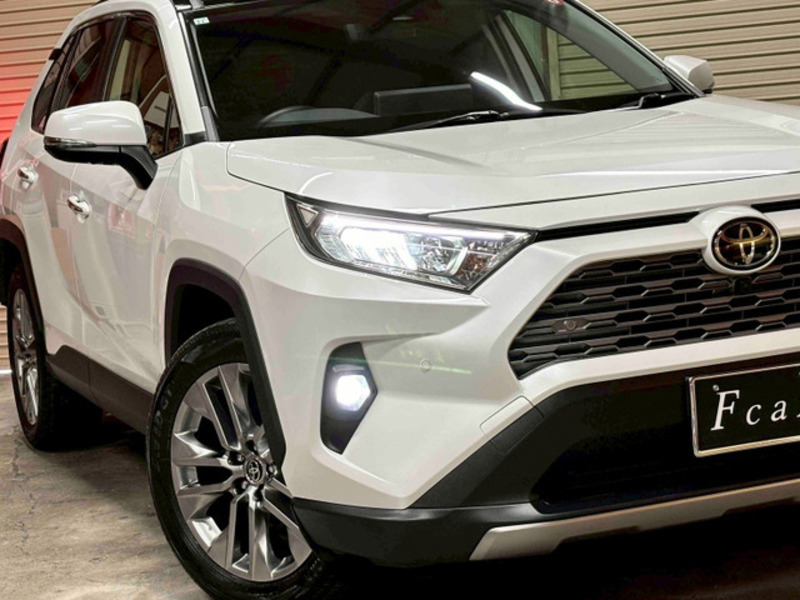 RAV4