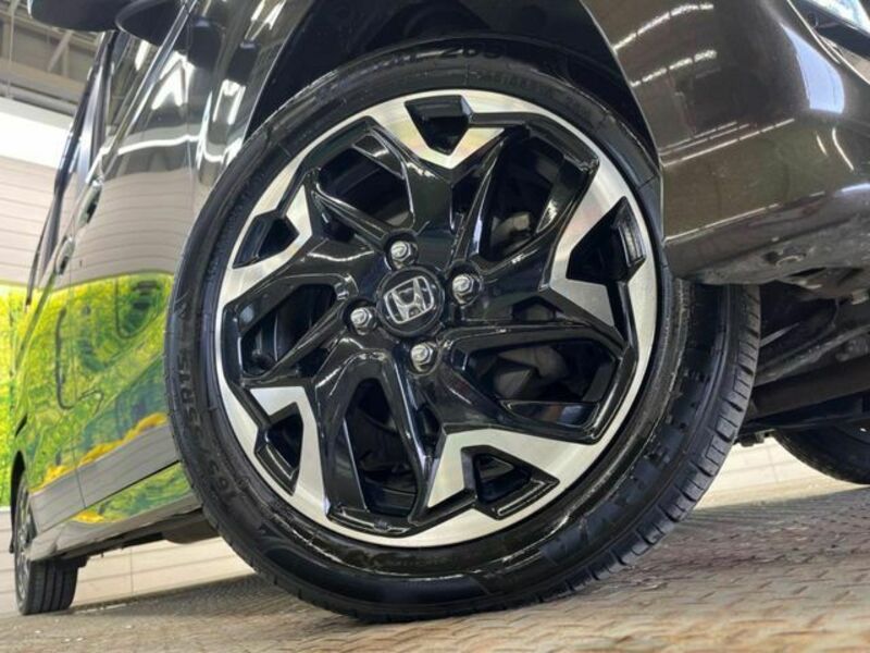 N BOX CUSTOM-12
