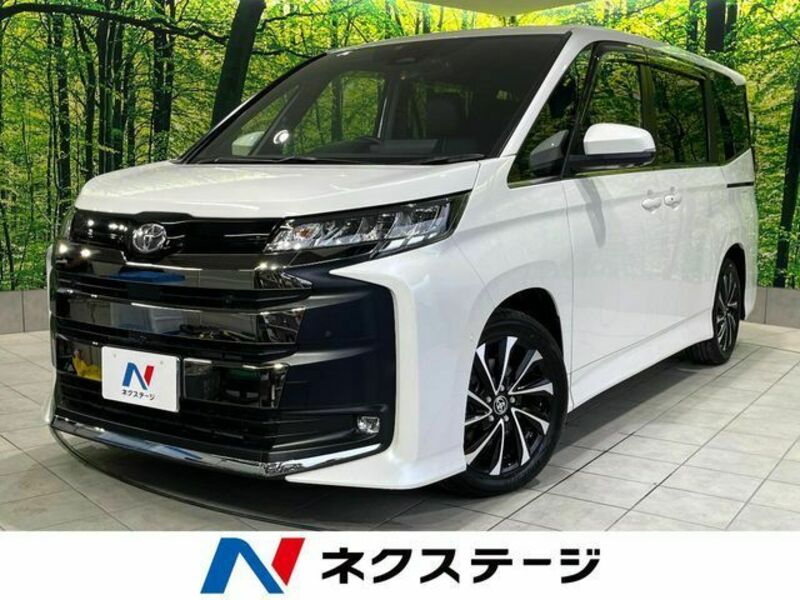 TOYOTA NOAH