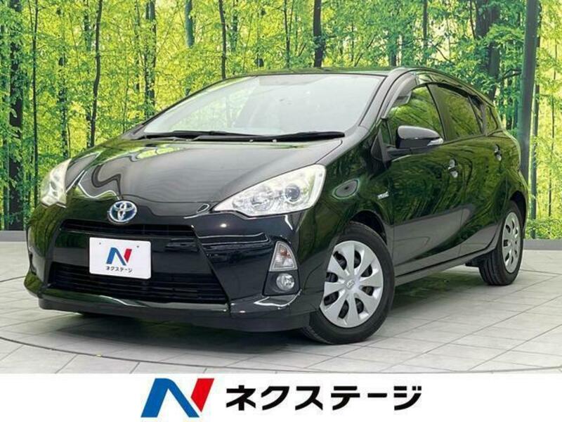 TOYOTA　AQUA