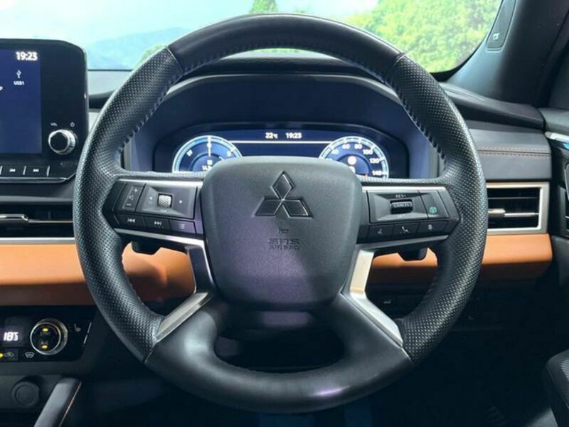 OUTLANDER PHEV
