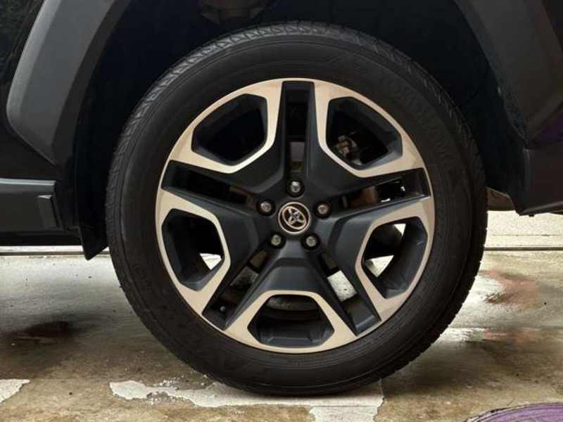 RAV4