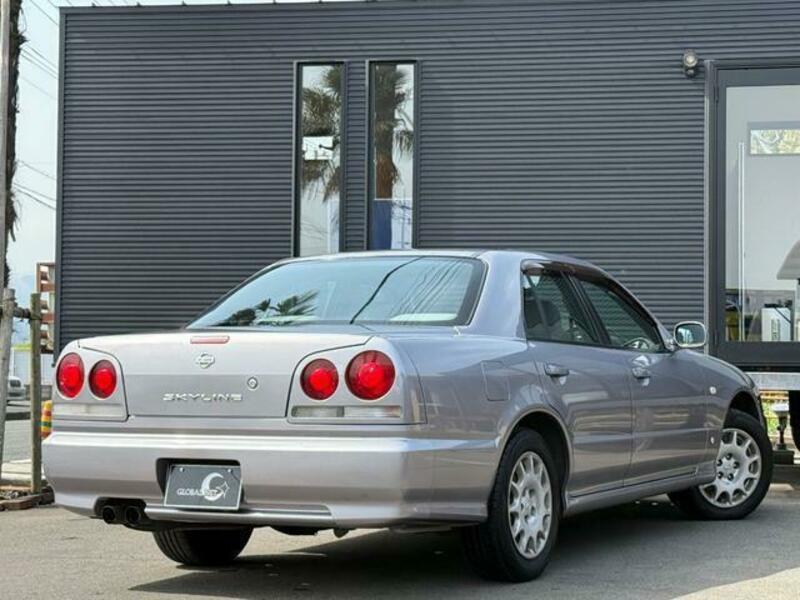 SKYLINE