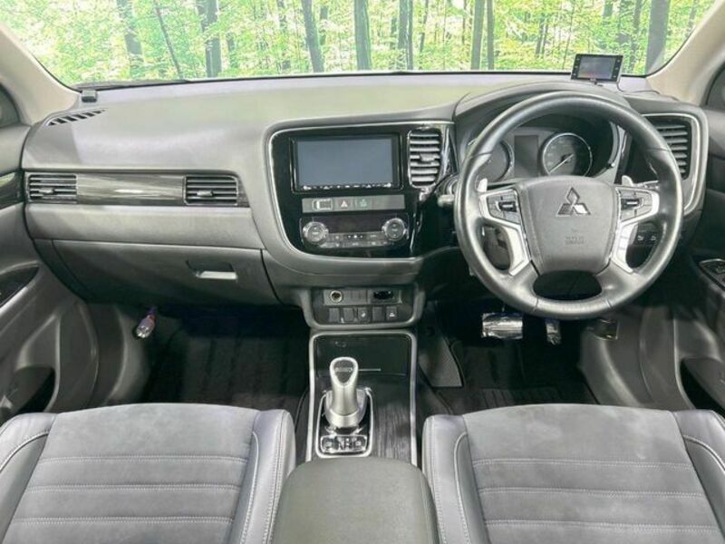 OUTLANDER PHEV