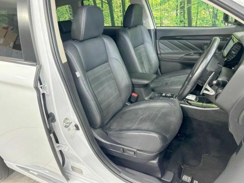 OUTLANDER PHEV