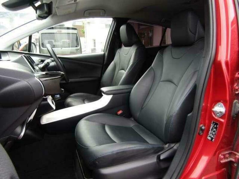 PRIUS-6