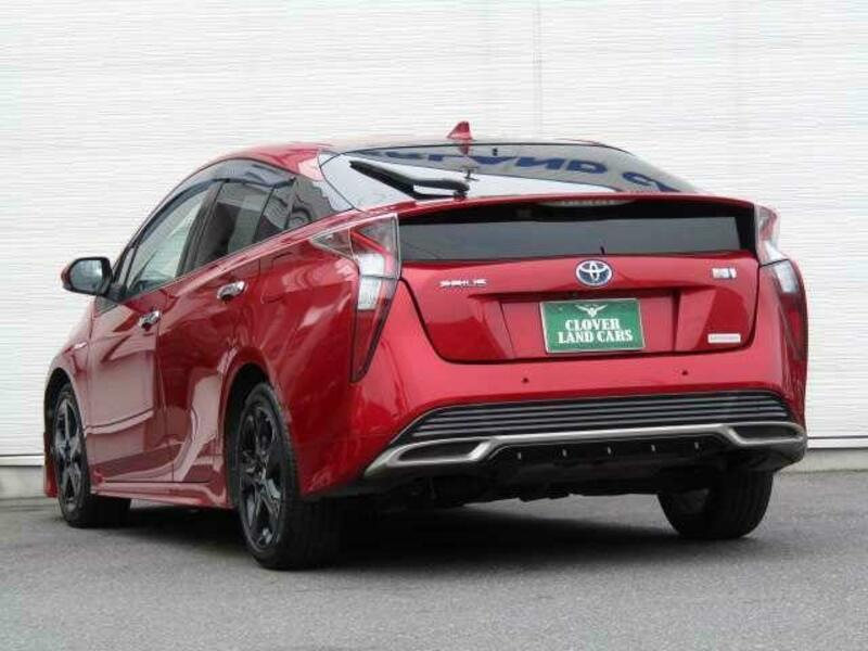 PRIUS-13