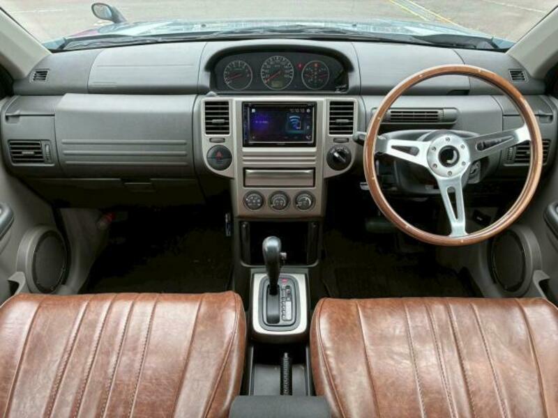 X-TRAIL
