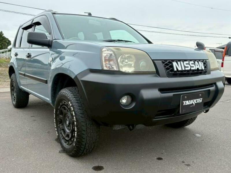 X-TRAIL