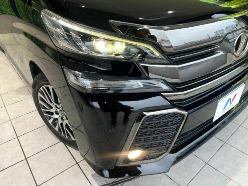 VELLFIRE-11