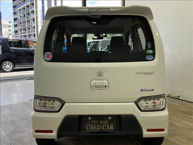WAGON R-12