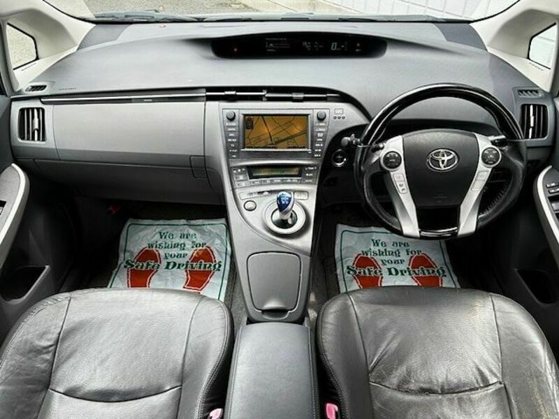 PRIUS-1