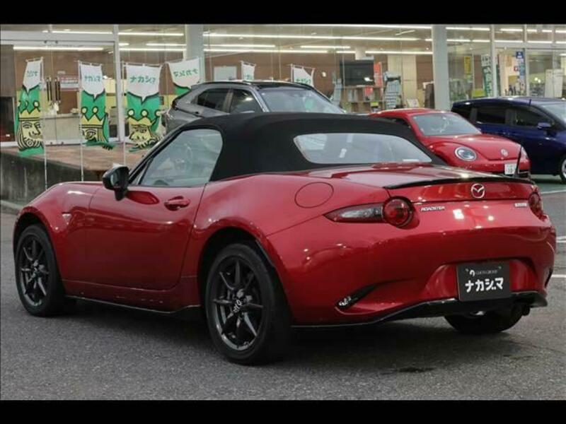 ROADSTER-14
