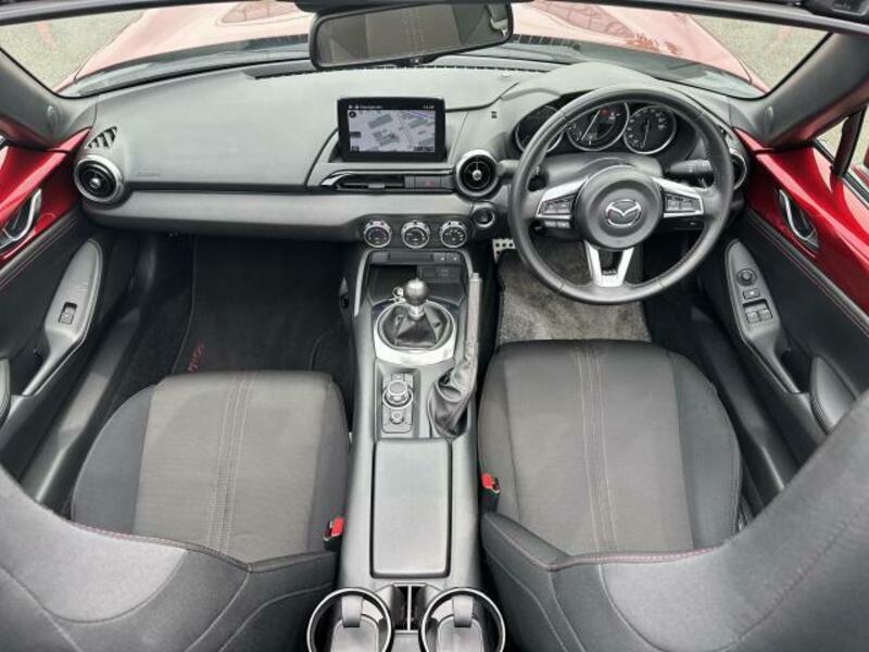 ROADSTER