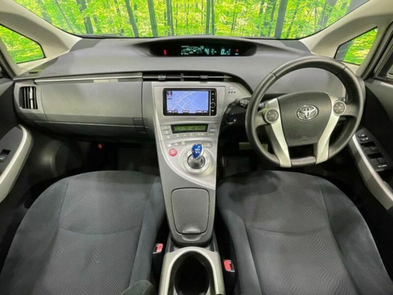 PRIUS-1