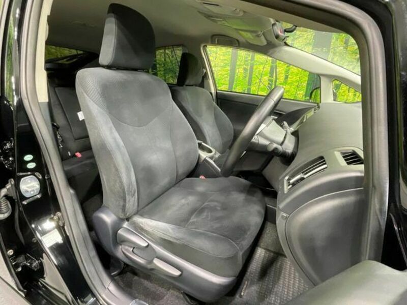 PRIUS-7