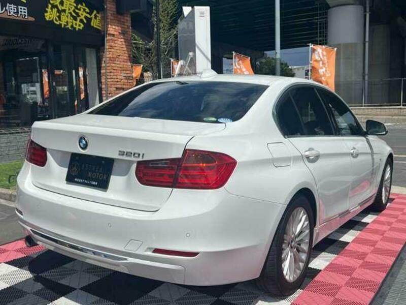 3 SERIES