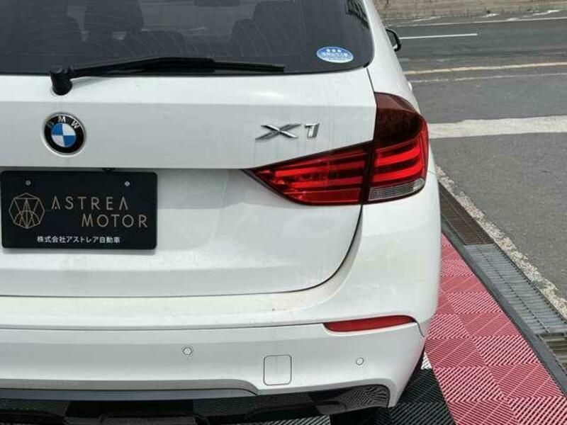 X1