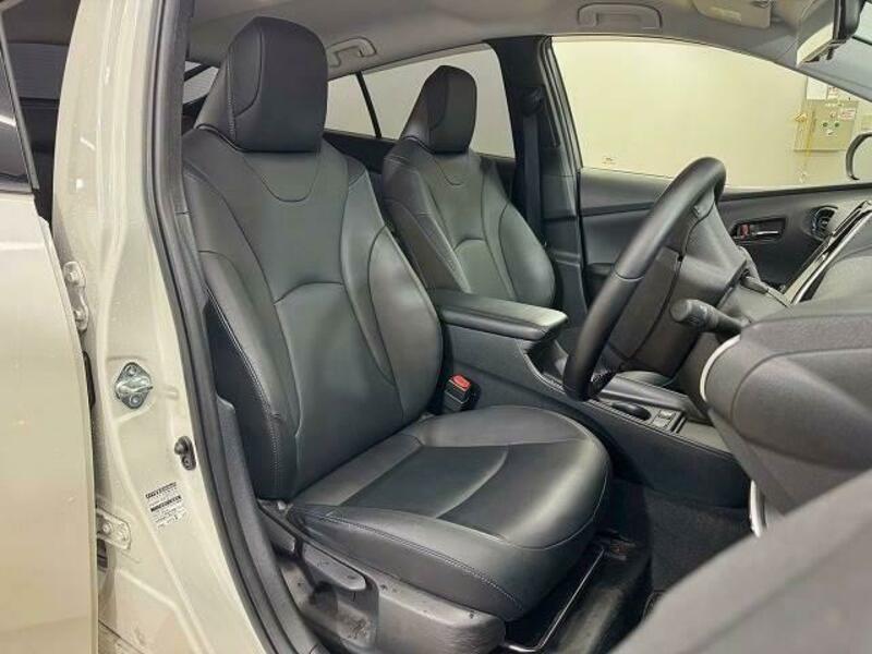 PRIUS-4