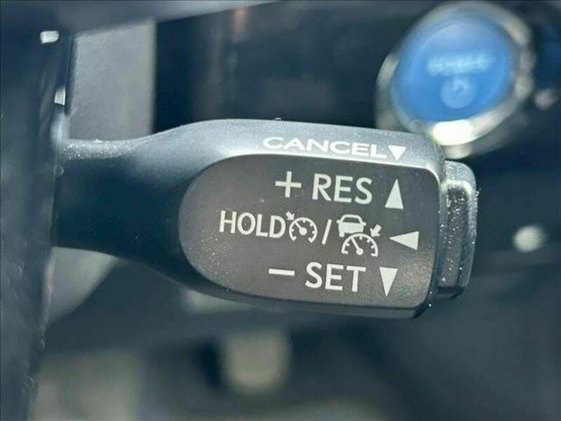 PRIUS-6