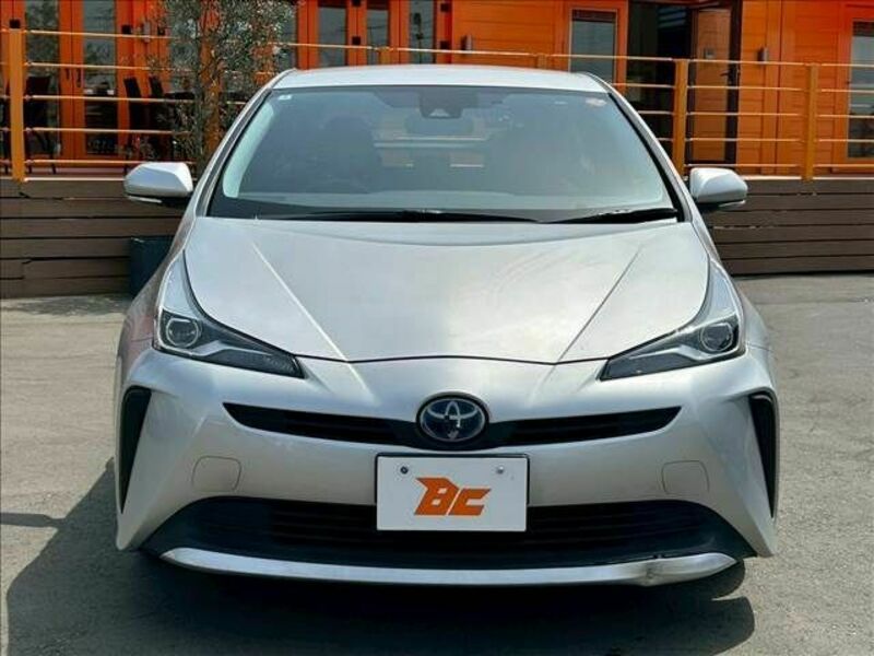 PRIUS-8