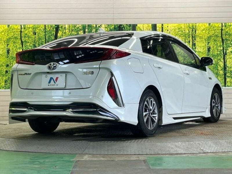 PRIUS PHV