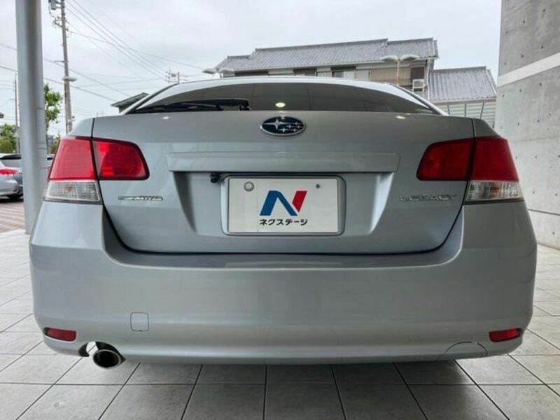 LEGACY B4