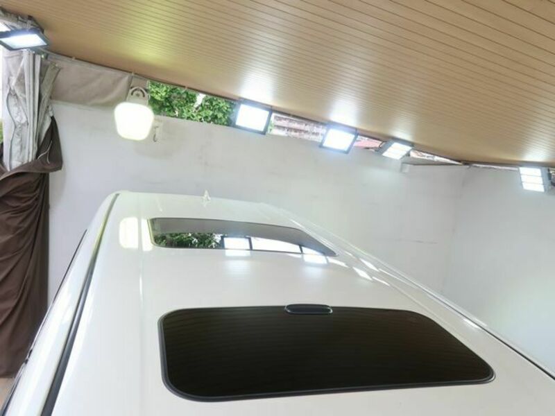 VELLFIRE-10