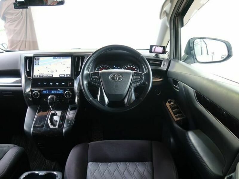 VELLFIRE-14