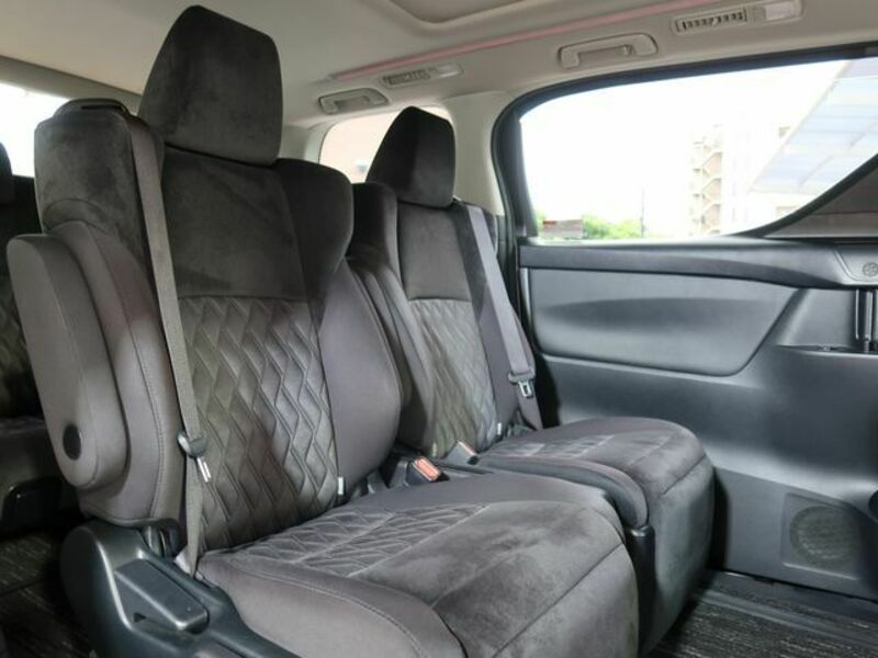 VELLFIRE-25