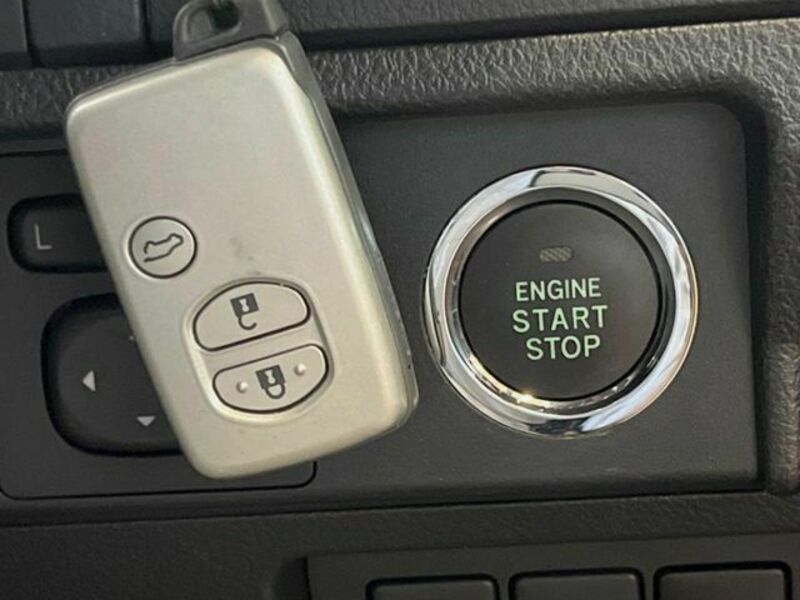 LAND CRUISER PRADO-6