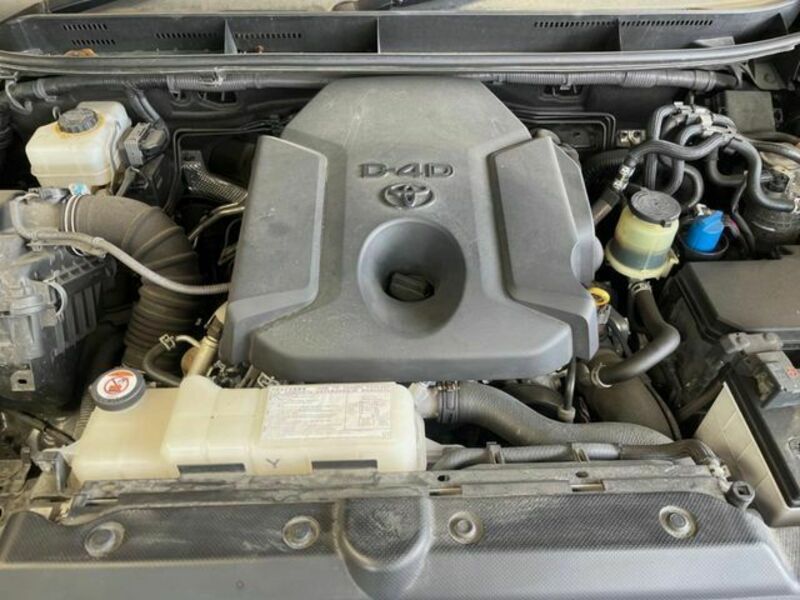 LAND CRUISER PRADO-18