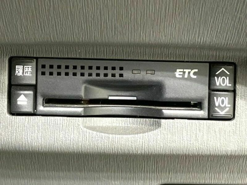 PRIUS-4