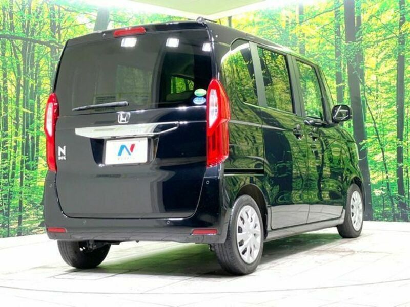 N BOX