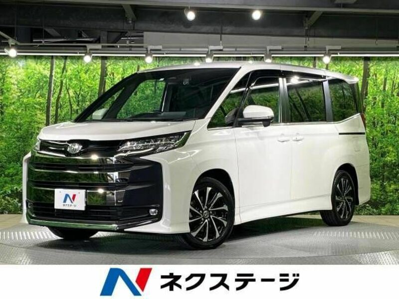 TOYOTA NOAH