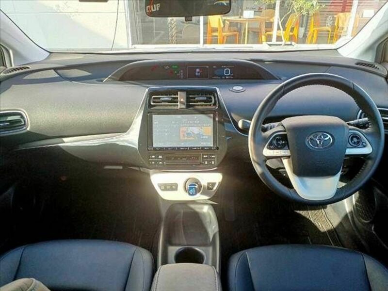 PRIUS-1