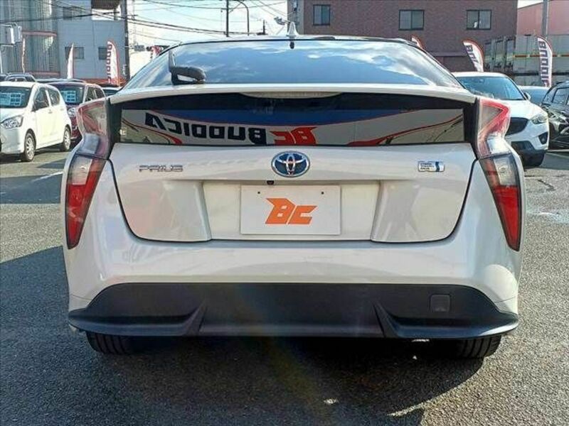 PRIUS-13