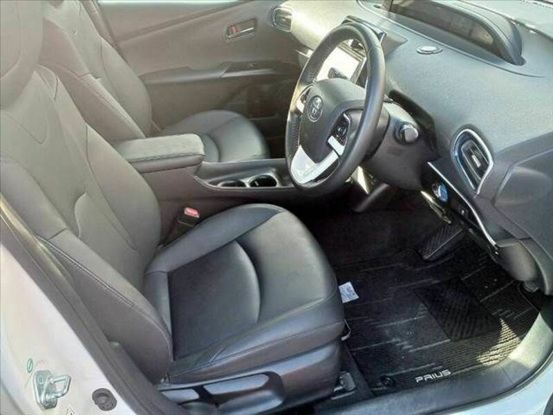 PRIUS-15