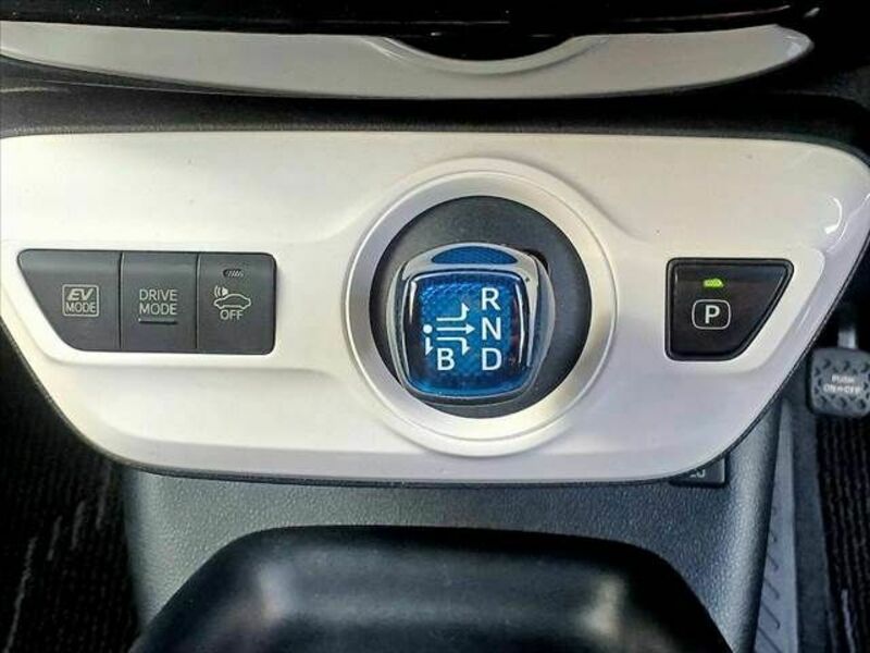 PRIUS-24