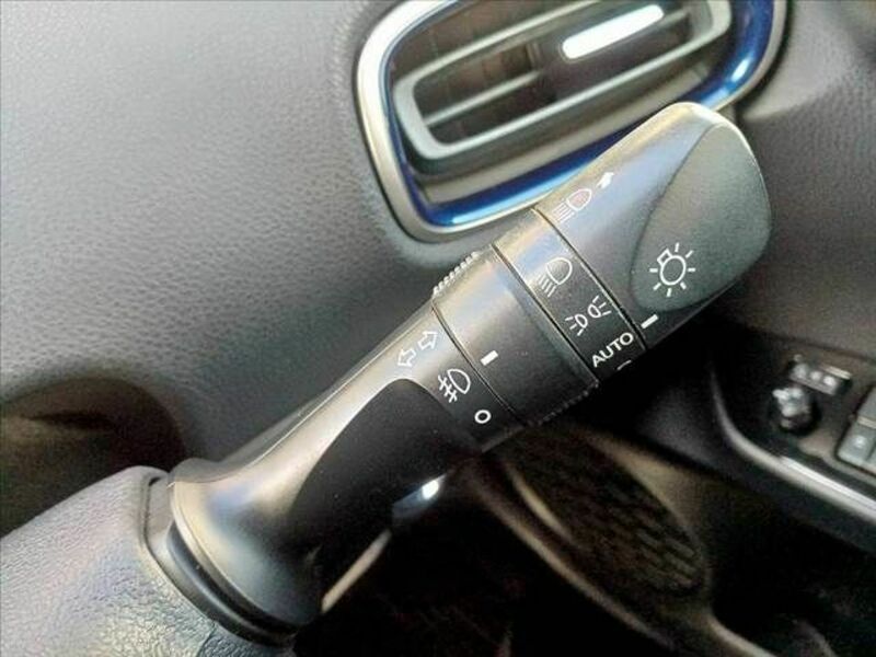 PRIUS-25