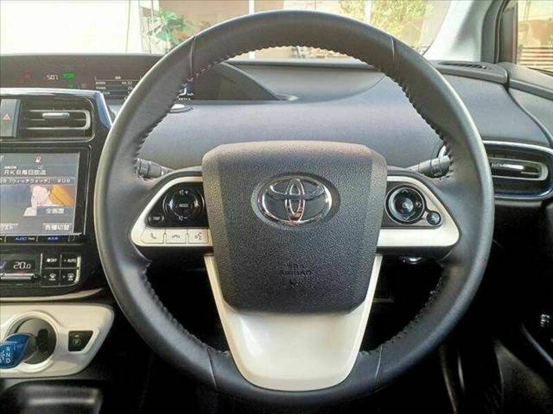 PRIUS-26