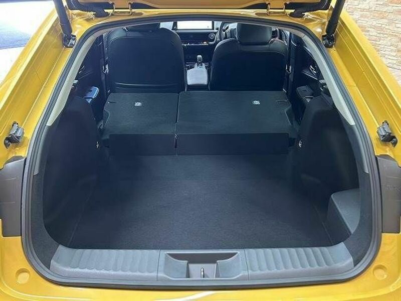 PRIUS-12