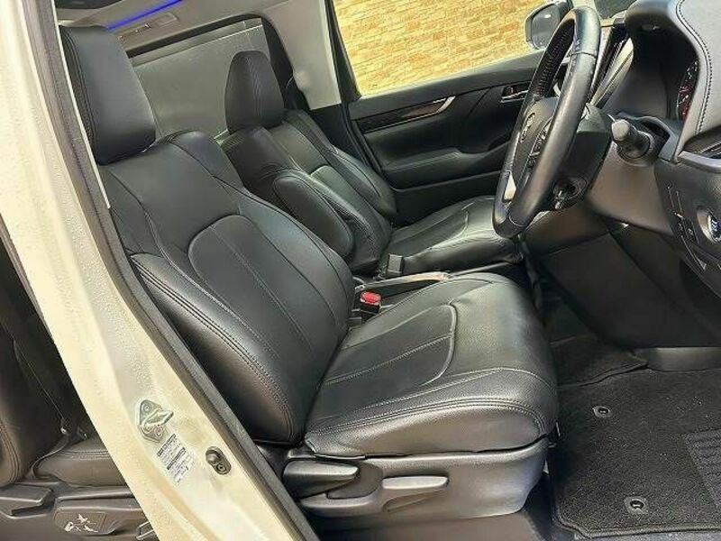 VELLFIRE-4