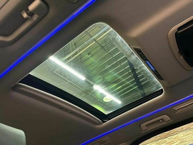 VELLFIRE-7