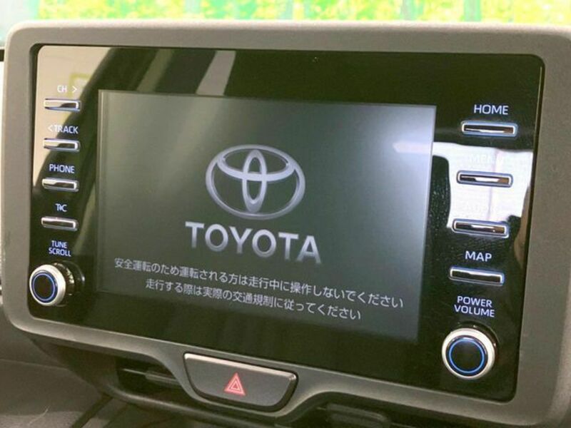 YARIS CROSS