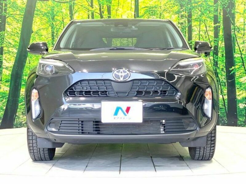 YARIS CROSS