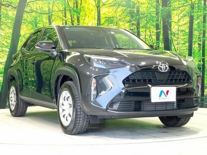 YARIS CROSS
