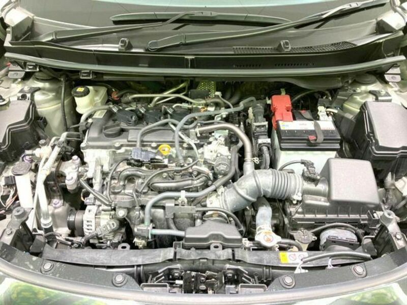 YARIS CROSS