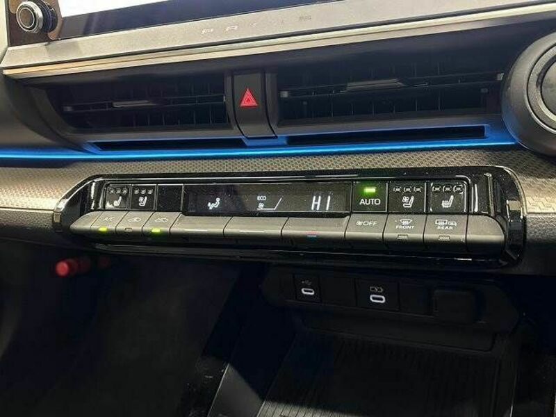 PRIUS-8